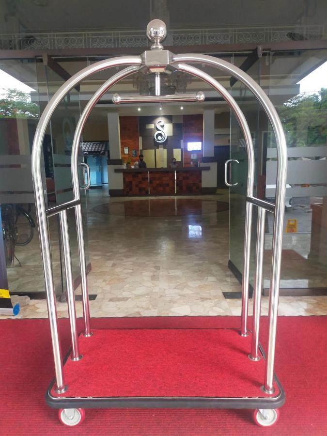 Hotel Sofia Juanda Surabaya Sidoarjo Zewnętrze zdjęcie