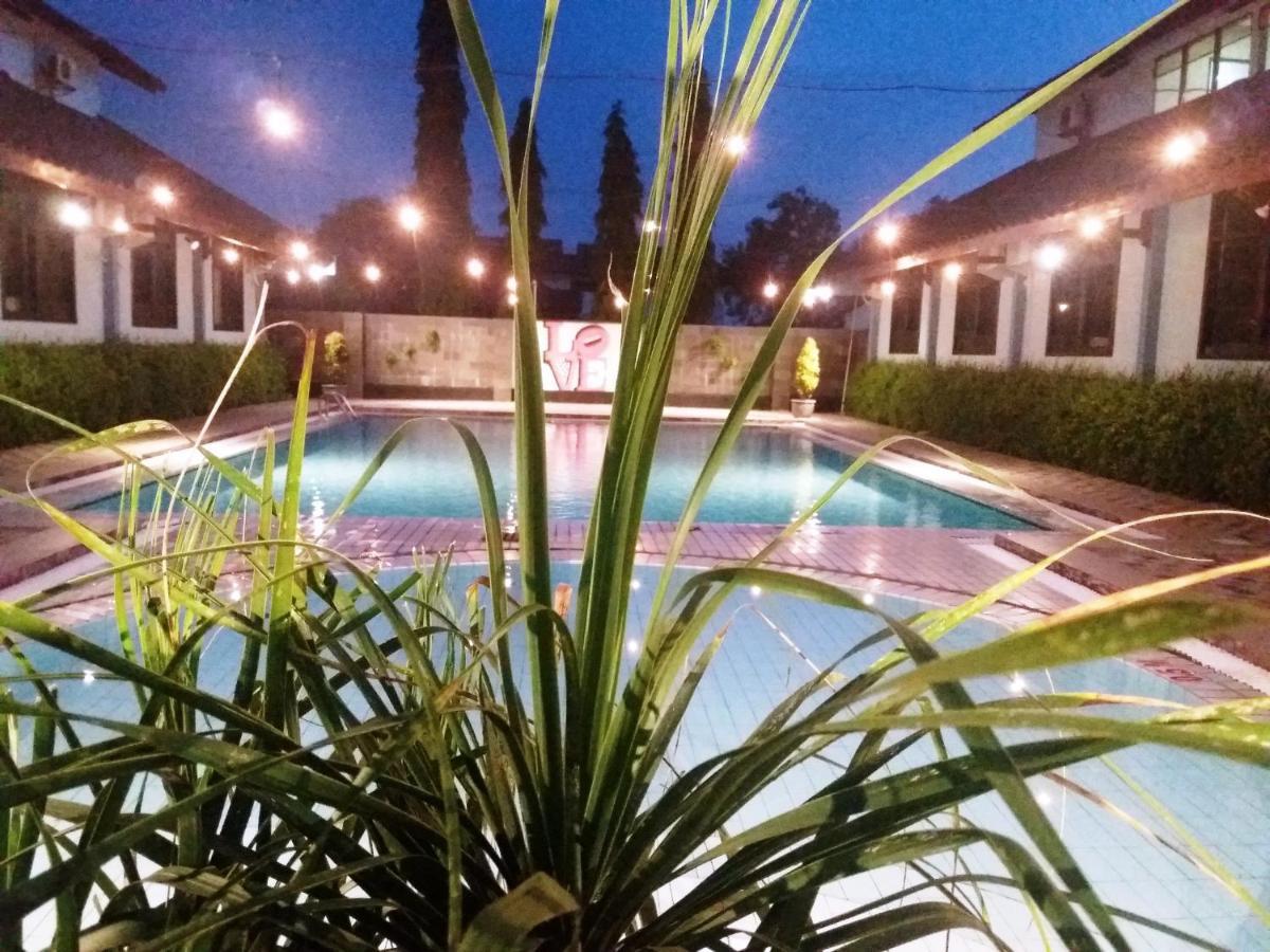 Hotel Sofia Juanda Surabaya Sidoarjo Zewnętrze zdjęcie